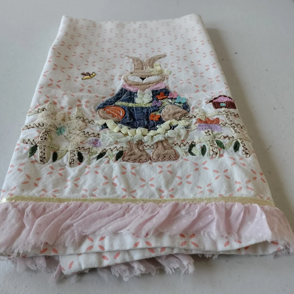 Lot Of 4 Embroidered Spring Tea Towels Assorted Styles Colors Two Pier 1 Imports